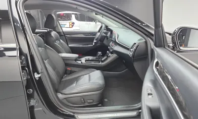 Hyundai Grandeur 2019, 76380 км, за 10634.11 USD - фото 10