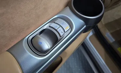 Genesis GV60 2022, 54429 км, за 33811.09 USD - фото 28