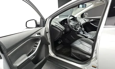 Ford Focus 2015, 108131 км, за 2487.86 USD - фото 10