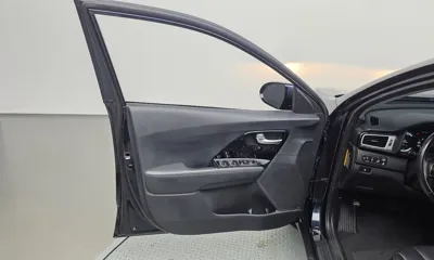 Kia Niro 2018, 59932 км, за 9977.68 USD - фото 24