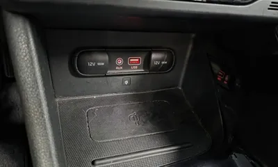 Kia Niro 2018, 59932 км, за 9977.68 USD - фото 28