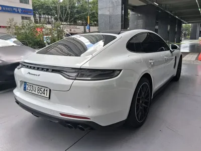 Porsche Panamera 2023, 38500 км, за 75489.04 USD - фото 6