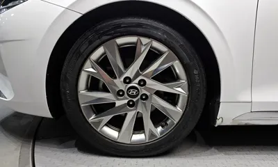 Hyundai Grandeur 2020, 209980 км, за 12871.3 USD