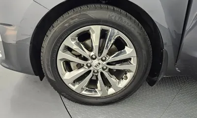 Kia Canival 2016, 111530 км, за 7817.59 USD