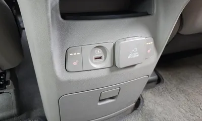 Kia Canival 2016, 111530 км, за 7817.59 USD - фото 28