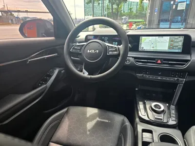 Kia Seltos 2023, 31575 км, за 6830.61 USD - фото 9