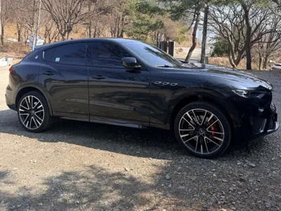 Maserati Levante 2020, 48000 км, за 53170.54 USD