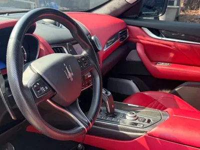 Maserati Levante 2020, 48000 км, за 53170.54 USD - фото 7