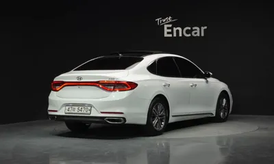 Hyundai Grandeur 2018, 160749 км, за 8024.21 USD