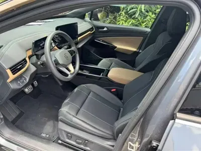 Volkswagen ID.4 X 2022, 60000 км, за 12212.83 USD