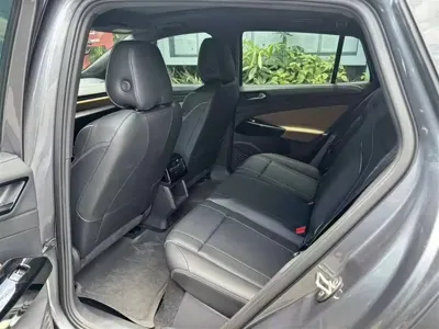 Volkswagen ID.4 X 2022, 60000 км, за 12212.83 USD - фото 6