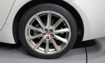 Jaguar XJ 2015, 92343 км, за 12576.15 USD