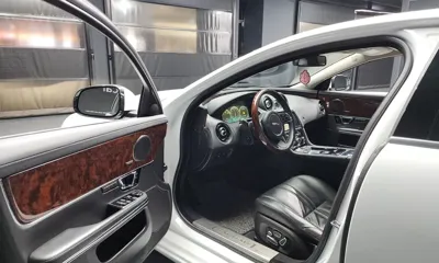 Jaguar XJ 2015, 92343 км, за 12576.15 USD - фото 10