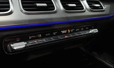Mercedes-Benz GLE-Class 2019, 36890 км, за 31921.84 USD - фото 27