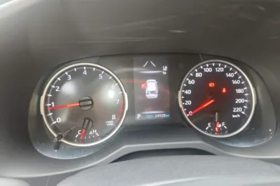 Toyota RAV4 2023, 24900 км, за 16872 USD - фото 8