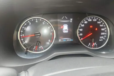 Toyota RAV4 2023, 24900 км, за 16872 USD - фото 9