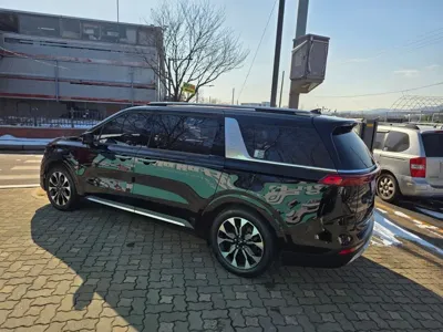 Kia Canival 2021, 186543 км, за 13355.06 USD