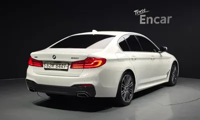 BMW 5-Series 2019, 68381 км, за 20021.01 USD
