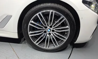 BMW 5-Series 2019, 68381 км, за 20021.01 USD - фото 21