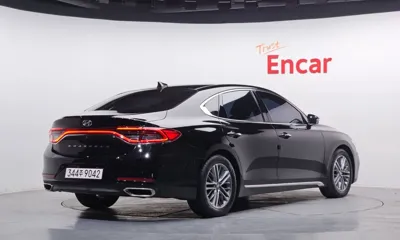 Hyundai Grandeur 2017, 171295 км, за 5285.76 USD