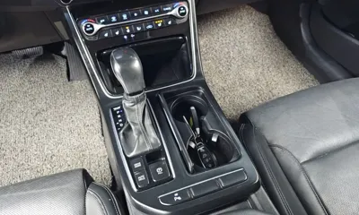 Hyundai Grandeur 2017, 171295 км, за 5285.76 USD - фото 9
