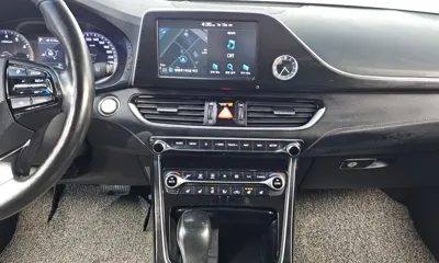 Hyundai Grandeur 2017, 171295 км, за 5285.76 USD - фото 14
