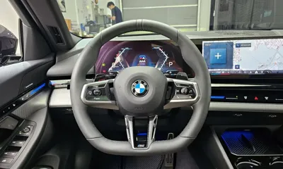 BMW 5-Series 2024, 3901 км, за 42703.72 USD - фото 13