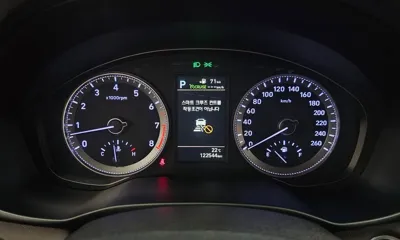 Hyundai Grandeur 2017, 122544 км, за 10113.7 USD - фото 8