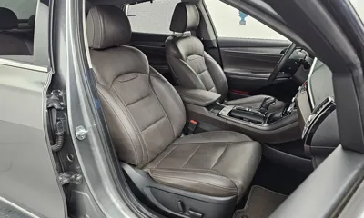 Hyundai Grandeur 2017, 122544 км, за 10113.7 USD - фото 12