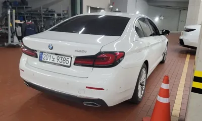 BMW 5-Series 2023, 50450 км, за 22752.38 USD - фото 4