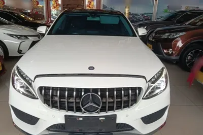 Mercedes-Benz C-Class 2016, 130000 км, за 13605 USD