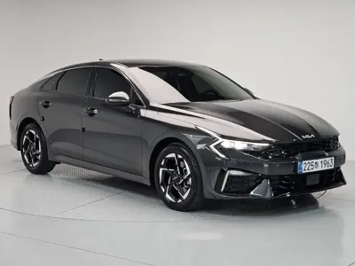 Kia K5 2025, 36407 км, за 14853.43 USD