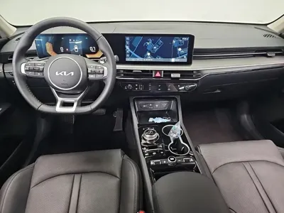 Kia K5 2025, 36407 км, за 14853.43 USD - фото 7