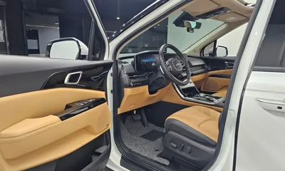 Kia Canival 2023, 72589 км, за 18818.77 USD - фото 10