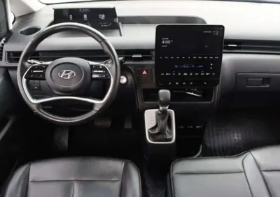Hyundai Staria 2023, 117006 км, за 3907.01 USD - фото 9