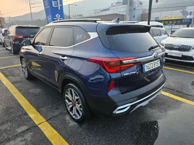 Kia Seltos 2022, 80000 км, за 12312.71 USD - фото 6