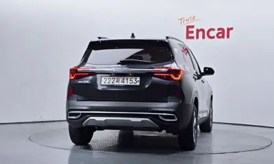 Kia Seltos 2022, 72681 км, за 11384.35 USD