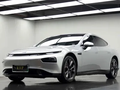Xpeng P7 · 2022 год