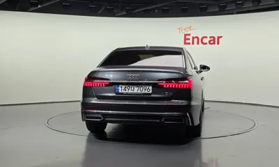 Audi A6 2022, 70634 км, за 18720.43 USD