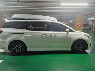 Kia Canival 2018, 133300 км, за 8262.83 USD
