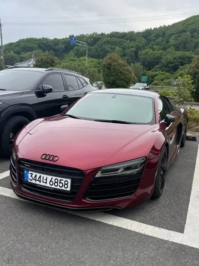 Audi R8 · 2014 год