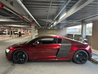 Audi R8 2014, 164000 км, за 34357.45 USD