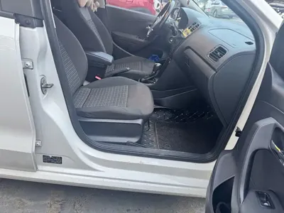 Volkswagen Polo 2019, 38100 км, за 6103.54 USD - фото 9