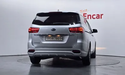 Kia Canival 2019, 42017 км, за 9765.1 USD