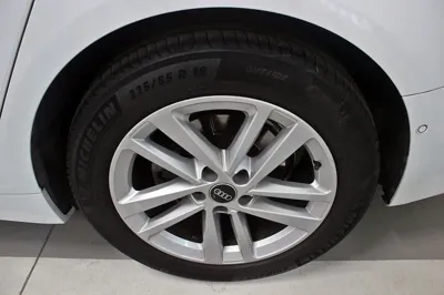 Audi A6 2022, 62503 км, за 19364.58 USD