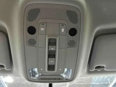 Audi Q3 2023, 16100 км, за 32561.93 USD - фото 8
