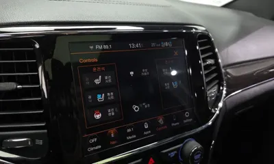 Jeep Cherokee 2021, 72470 км, за 14638.31 USD - фото 17