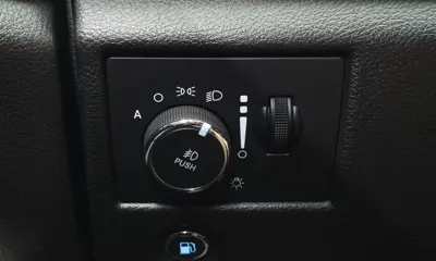 Jeep Cherokee 2021, 72470 км, за 14638.31 USD - фото 28