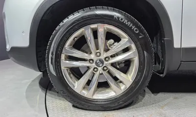 Kia Sorento 2014, 104955 км, за 5730.28 USD