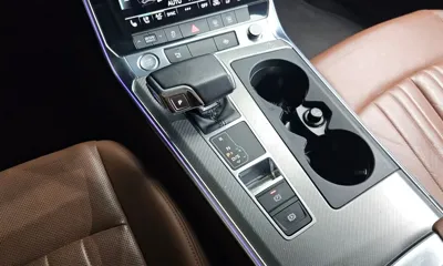 Audi A6 2020, 93258 км, за 17249.46 USD - фото 9